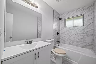 8834 Brackley Lane, Houston, TX 77088 - Photo 20
