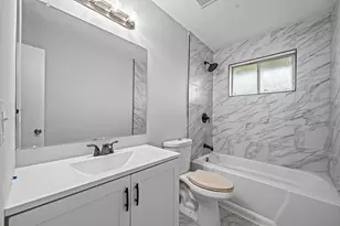 8834 Brackley Ln, Houston, TX 77088 - Photo 20
