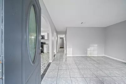 8834 Brackley Lane, Houston, TX 77088 - Photo 4