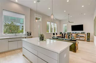 9820 Mocking Bird Hill Ln, Houston, TX 77080 - Photo 8