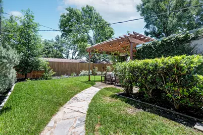 3006 Helberg Road, Houston, TX 77092 - Photo 18