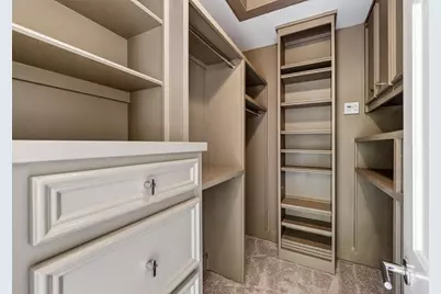 16 Pine Briar Circle, Houston, TX 77056 - Photo 38