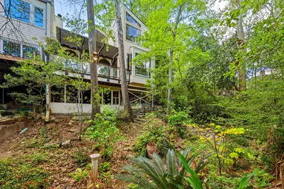 16 Pine Briar Circle, Houston, TX 77056 - Photo 1