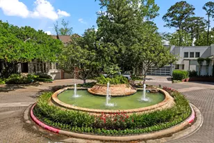 16 Pine Briar Cir, Houston, TX 77056 - Photo 46