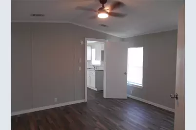 527 Cindy Lane, Prairie View, TX 77445 - Photo 6