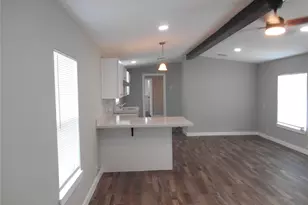 527 Cindy Ln, Prairie View, TX 77445 - Photo 2