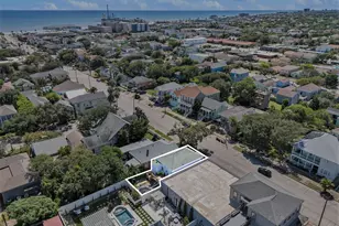 1512 Moody Ave, Galveston, TX 77550 - Photo 32