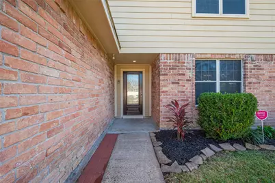 13703 Templar Lane, Sugar Land, TX 77498 - Photo 2