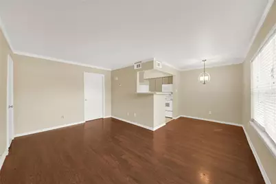 1815 Commonwealth Street #D, Houston, TX 77006 - Photo 2