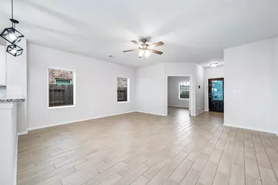 3611 Prairie Rose Trail, Angleton, TX 77515 - Photo 6