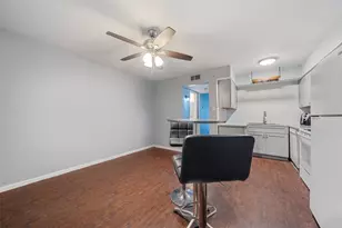 8216 Fondren Rd, Houston, TX 77074 - Photo 4