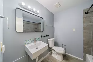 8216 Fondren Rd, Houston, TX 77074 - Photo 20