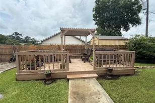 4015 Blackwell Ln, Beaumont, TX 77713 - Photo 16