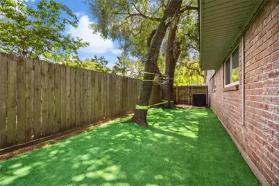 10714 Piping Rock Lane, Houston, TX 77042 - Photo 36