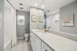 10714 Piping Rock Ln, Houston, TX 77042 - Photo 32