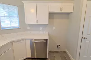 15215 Peachmeadow Ln, Channelview, TX 77530 - Photo 8