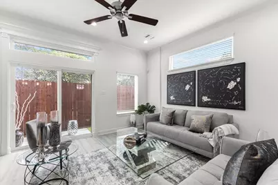 5015 Elizabeth City Street, Houston, TX 77021 - Photo 2