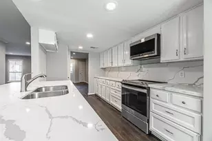 14214 Misty Meadow Ln, Houston, TX 77079 - Photo 6