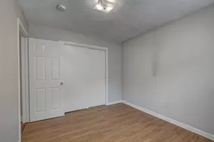 4605 Galesburg St, Houston, TX 77051 - Photo 16