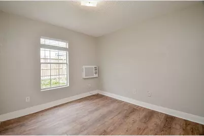 4605 Galesburg Street, Houston, TX 77051 - Photo 22
