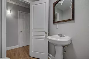 4605 Galesburg St, Houston, TX 77051 - Photo 12