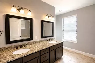321 W 26th St, Houston, TX 77008 - Photo 14