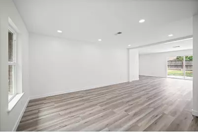 9506 Winsome Lane, Houston, TX 77063 - Photo 12