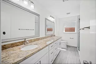 9506 Winsome Ln, Houston, TX 77063 - Photo 20