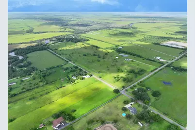 1734 Haynes Road, Anahuac, TX 77514 - Photo 10