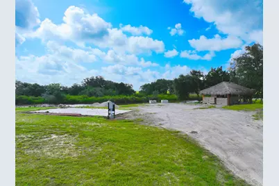 1734 Haynes Road, Anahuac, TX 77514 - Photo 18
