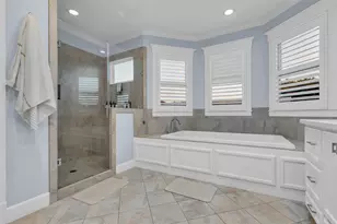 340 W 17th St, Houston, TX 77008 - Photo 22