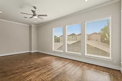 906 W 17th Street #E, Houston, TX 77008 - Photo 16