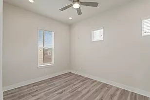 906 W 17th St, Houston, TX 77008 - Photo 22