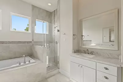 906 W 17th Street #E, Houston, TX 77008 - Photo 32