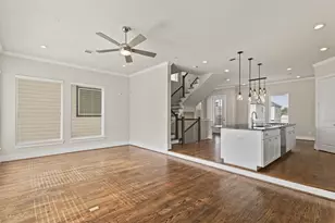 906 W 17th St, Houston, TX 77008 - Photo 14