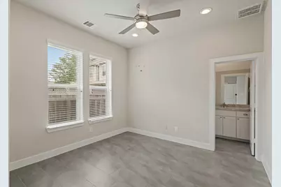906 W 17th Street #E, Houston, TX 77008 - Photo 10