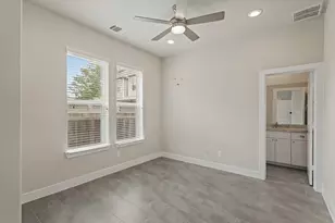 906 W 17th St, Houston, TX 77008 - Photo 10
