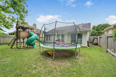 12023 Belle Court, Pinehurst, TX 77362 - Photo 32