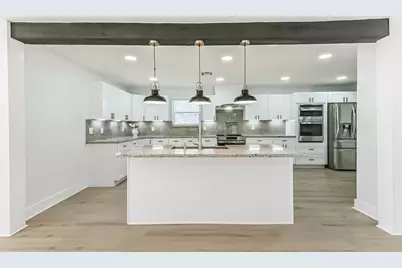 6918 Bent Branch Drive, Houston, TX 77088 - Photo 8