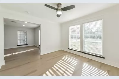 6918 Bent Branch Drive, Houston, TX 77088 - Photo 16