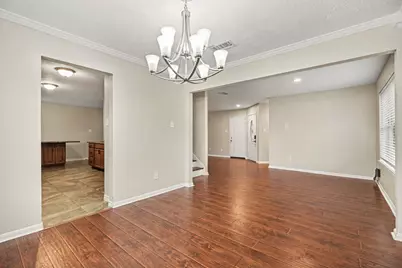2875 Pebble Canyon Lane, Dickinson, TX 77539 - Photo 10