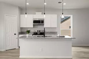 8 Donna Ct, Brookshire, TX 77423 - Photo 10