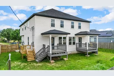 8 Donna Court #B, Brookshire, TX 77423 - Photo 4