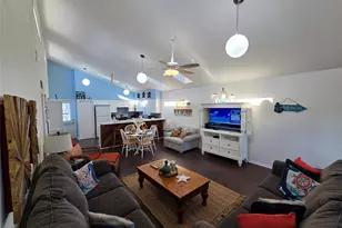 12929 John Reynolds Rd, Galveston, TX 77554 - Photo 16
