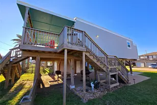 12929 John Reynolds Rd, Galveston, TX 77554 - Photo 36