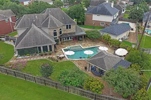 8603 Magnolia Frst Dr, Sugar Land, TX 77479 - Photo 1