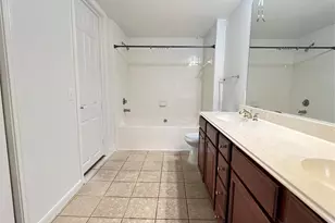 7575 Kirby Dr, Houston, TX 77030 - Photo 8
