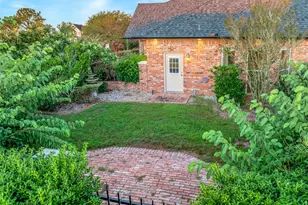 8315 Anastasia Ave, Beaumont, TX 77705 - Photo 12