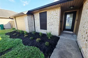 3012 Briar Dr, Pasadena, TX 77503 - Photo 2