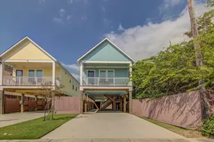 2301 67th St, Galveston, TX 77551 - Photo 10